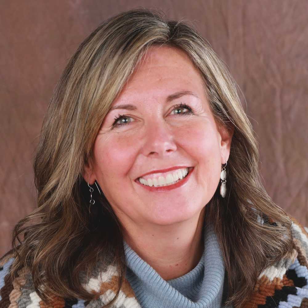 Jennifer Neitzel's headshot